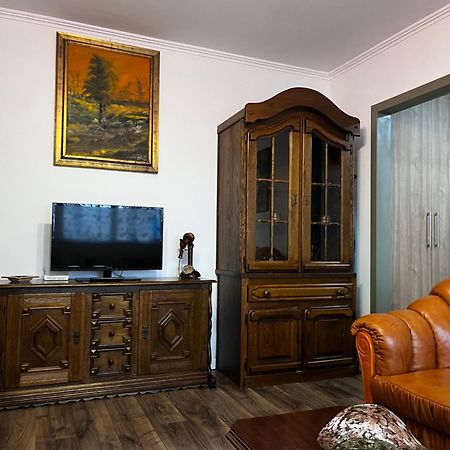 Cazare David Si Familia . Piatra Neamţ Esterno foto