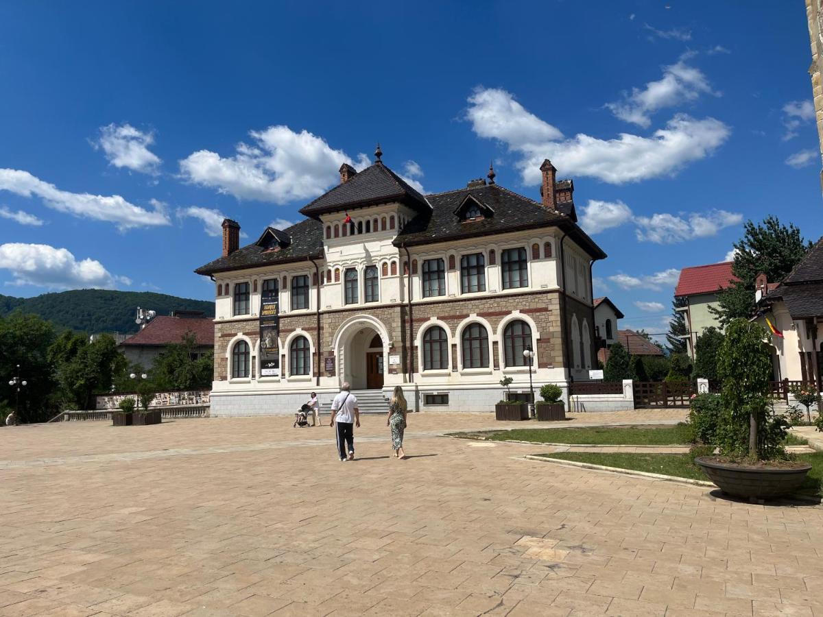 Cazare David Si Familia . Piatra Neamţ Esterno foto