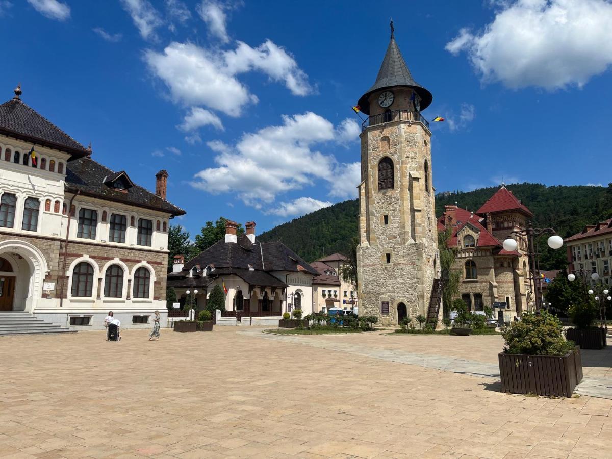 Cazare David Si Familia . Piatra Neamţ Esterno foto